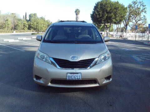 2012 Toyota Sienna for sale at Oceansky Auto in Brea CA