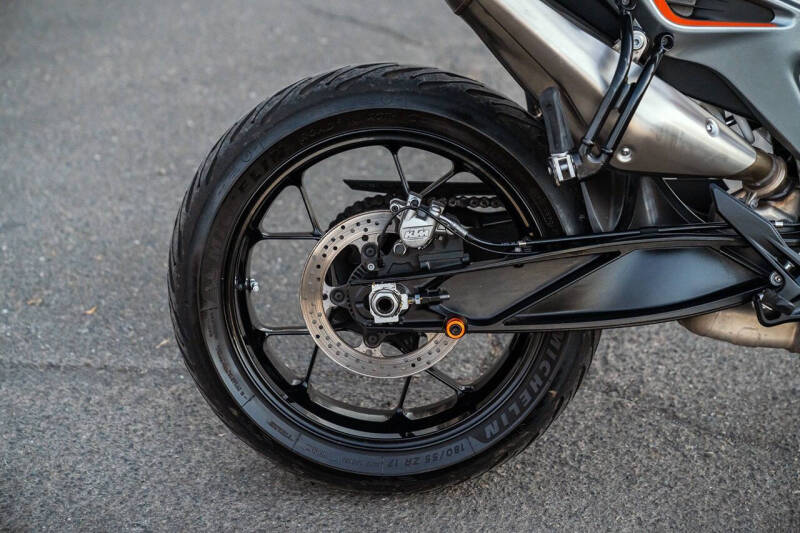 2019 KTM 790 Duke