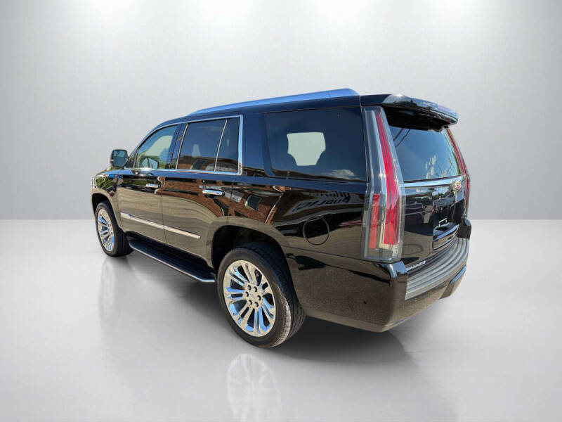 2019 Cadillac Escalade Luxury