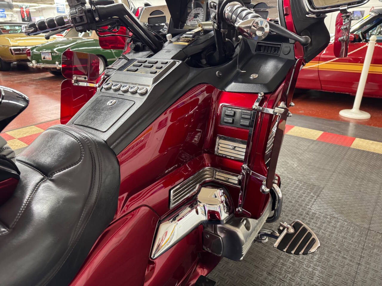 1999 Honda Goldwing 18