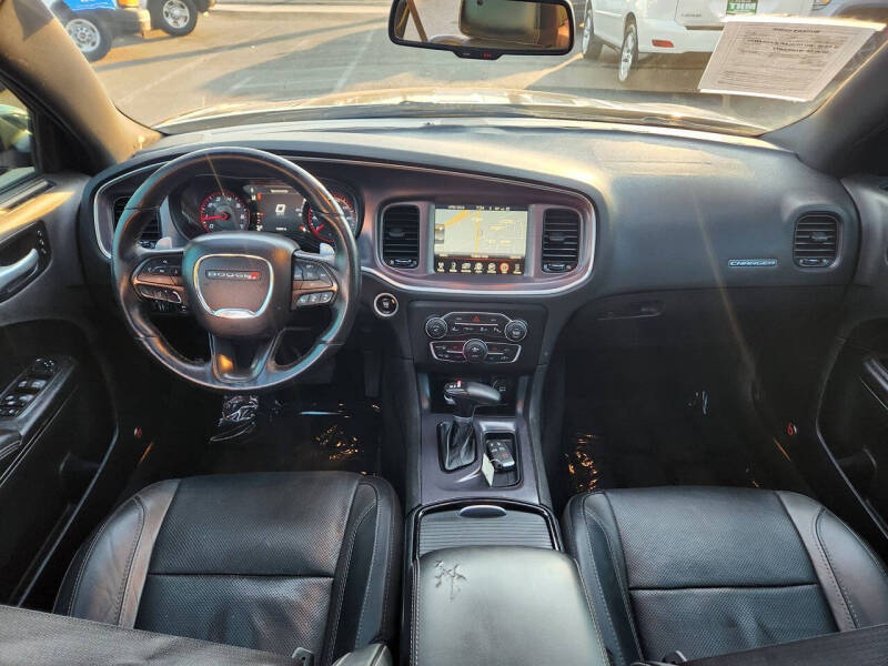 2016 Dodge Charger SXT