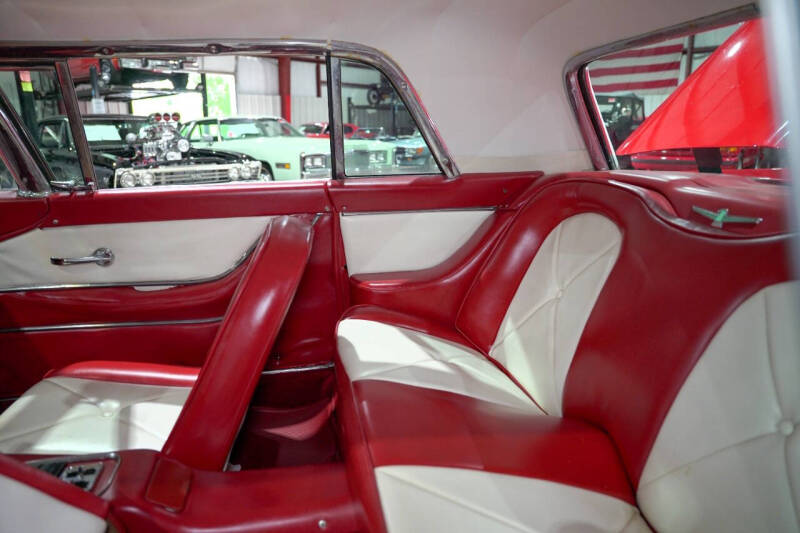 1959 Ford Thunderbird