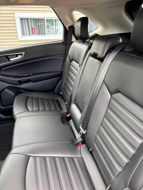 2019 Ford Edge SEL