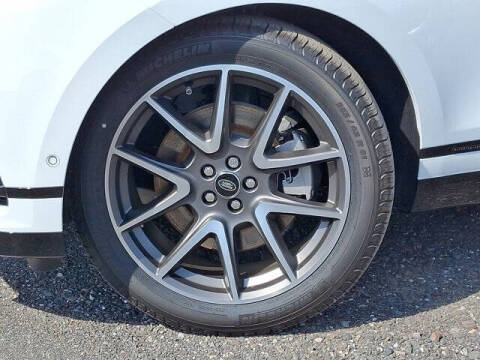 2026 Land Rover Range Rover Velar P400 Autobiography