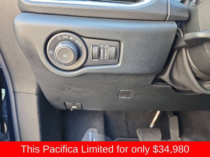2025 Chrysler Pacifica Limited