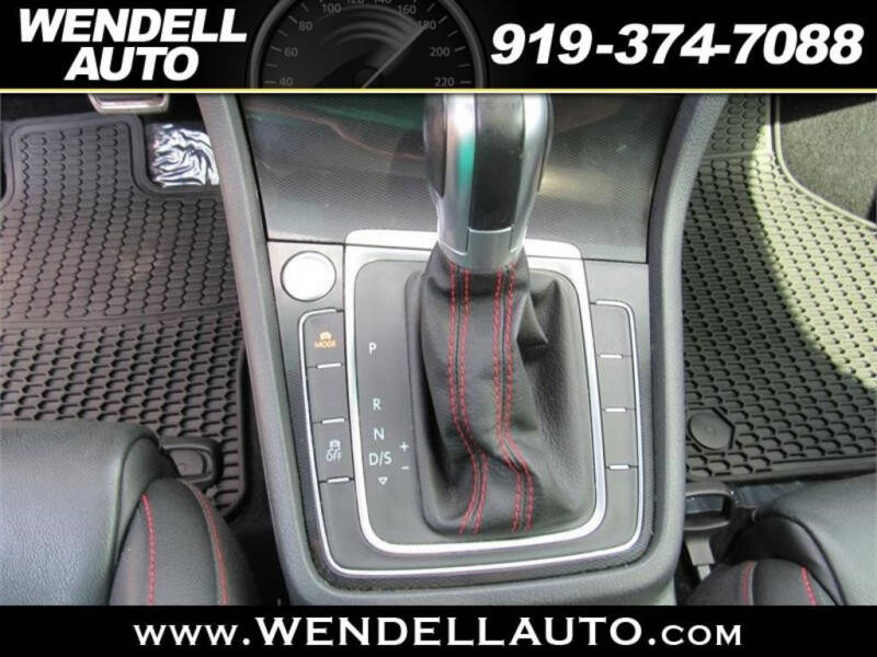 2017 Volkswagen Golf GTI SE