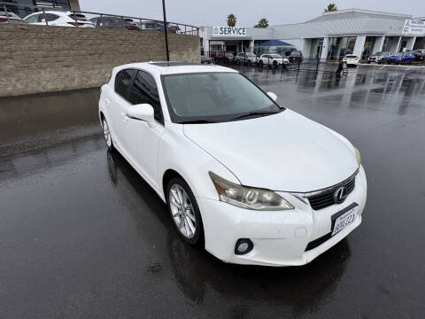 2011 Lexus CT 200h Premium