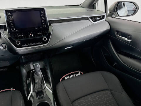 2020 Toyota Corolla Hatchback SE