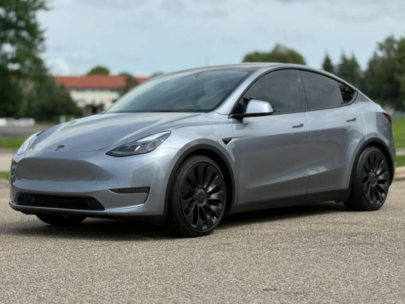 2025 Tesla Model Y Performance