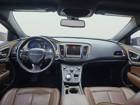 2016 Chrysler 200