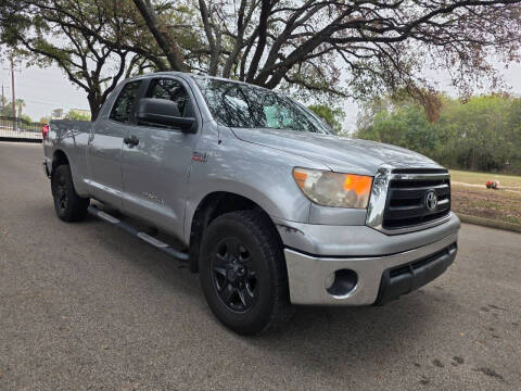2013 Toyota Tundra Grade