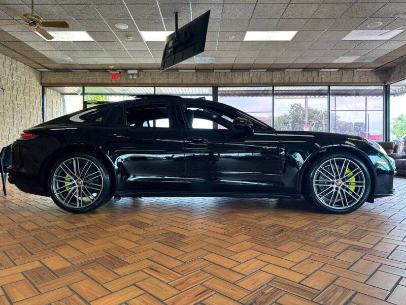 2022 Porsche Panamera