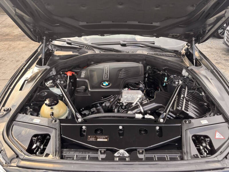 2014 BMW 5 Series 528i