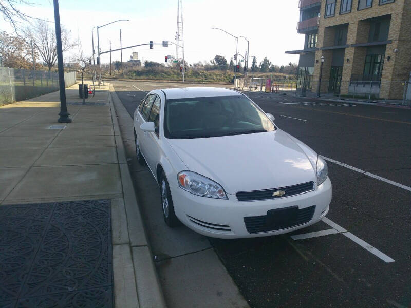 2008 Chevrolet Impala null photo 2