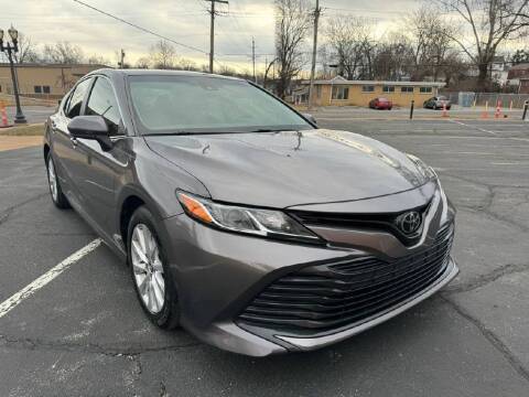 2018 Toyota Camry for sale at Premium Motors in Saint Louis MO
