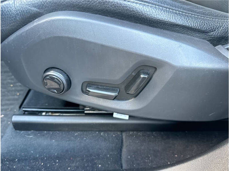 2018 Volvo XC60 T5 Momentum