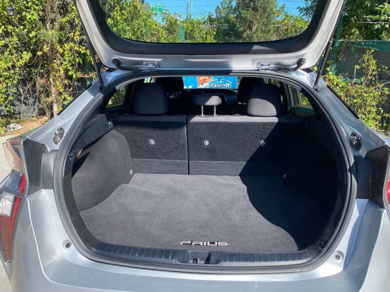 2016 Toyota Prius Two