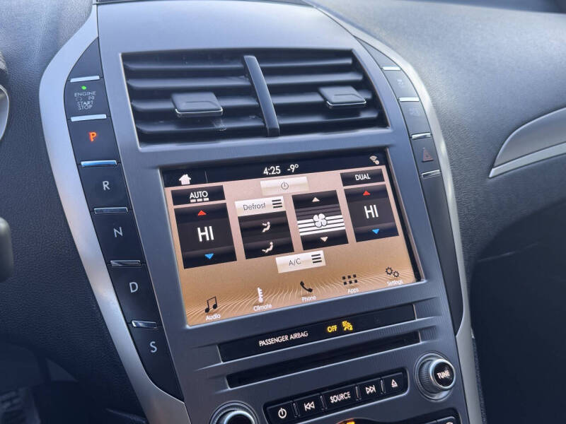 2017 Lincoln MKZ Premiere