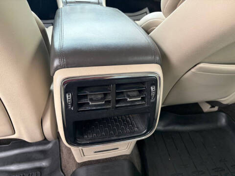 2018 Lincoln Continental Select