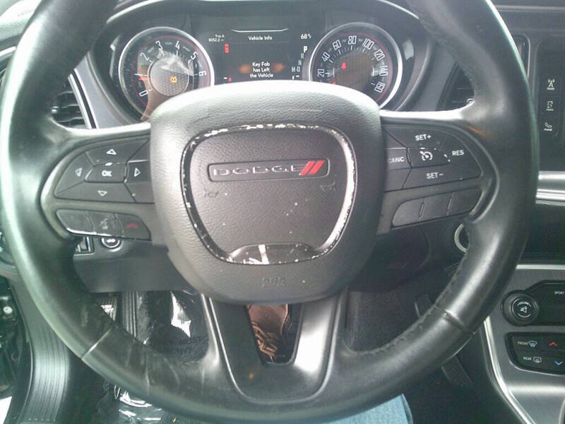 2016 Dodge Challenger SXT