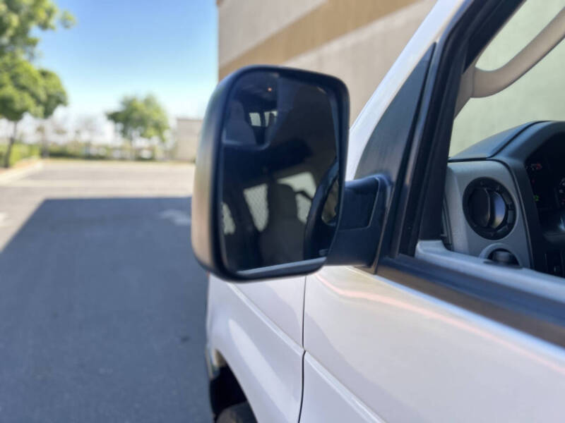 2014 Ford E-Series E-150