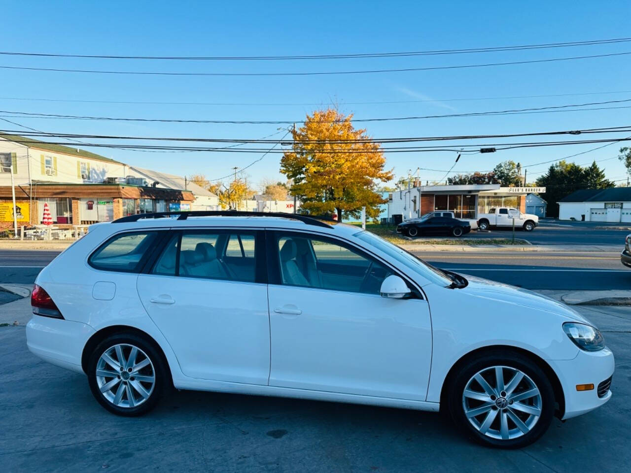 2011 Volkswagen Jetta for sale at American Dream Motors in Winchester, VA