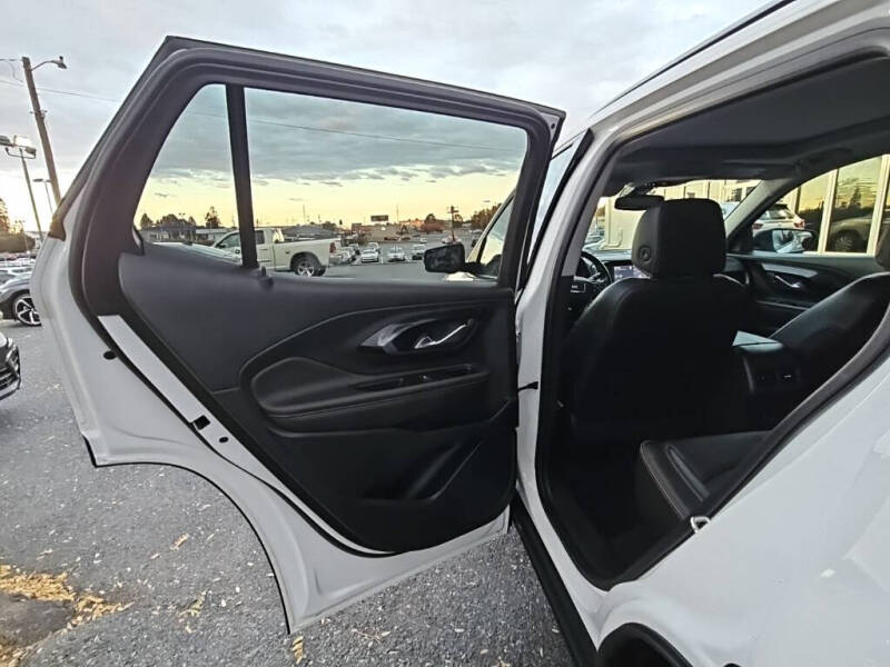 2022 GMC Terrain AT4