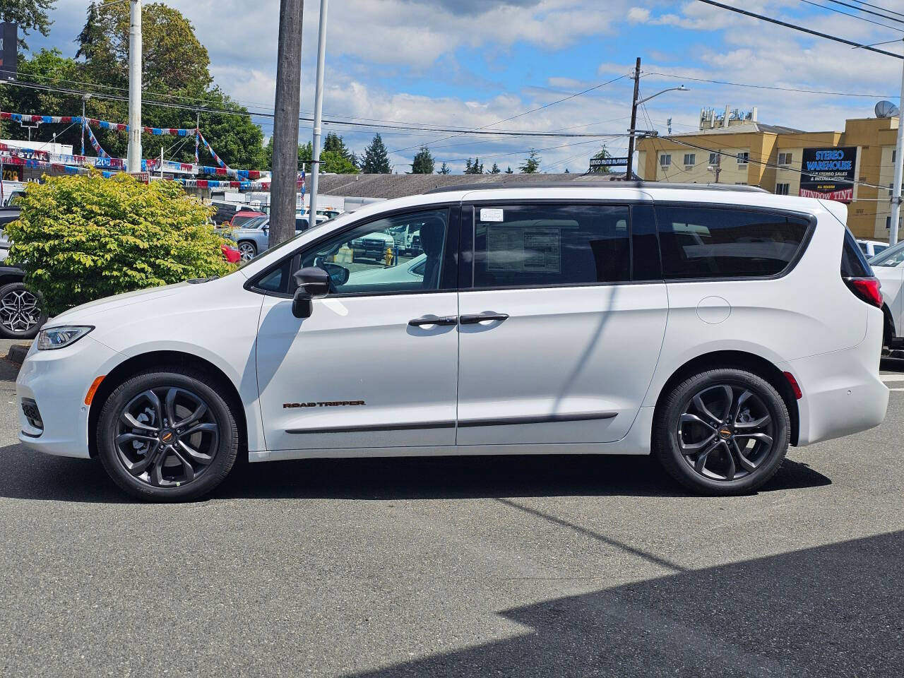 2024 Chrysler Pacifica for sale at Autos by Talon in Seattle, WA