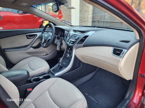 2014 Hyundai Elantra SE