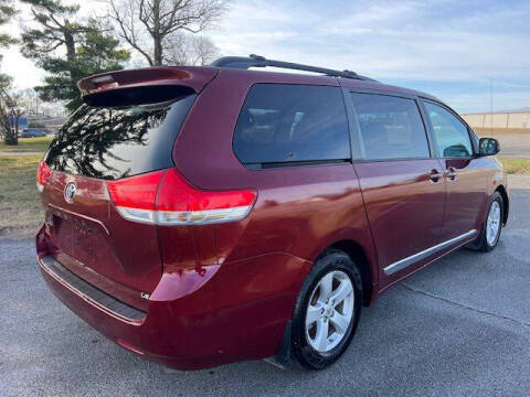 2012 Toyota Sienna