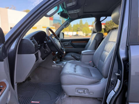 2005 Lexus LX 470