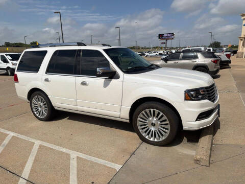 2017 Lincoln Navigator Select