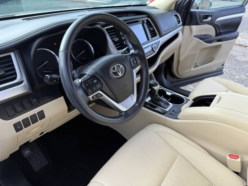 2014 Toyota Highlander XLE