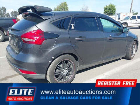 2015 Ford Focus SE