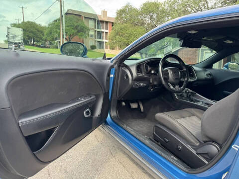 2020 Dodge Challenger SXT