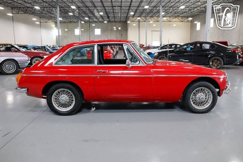 1974 MG B