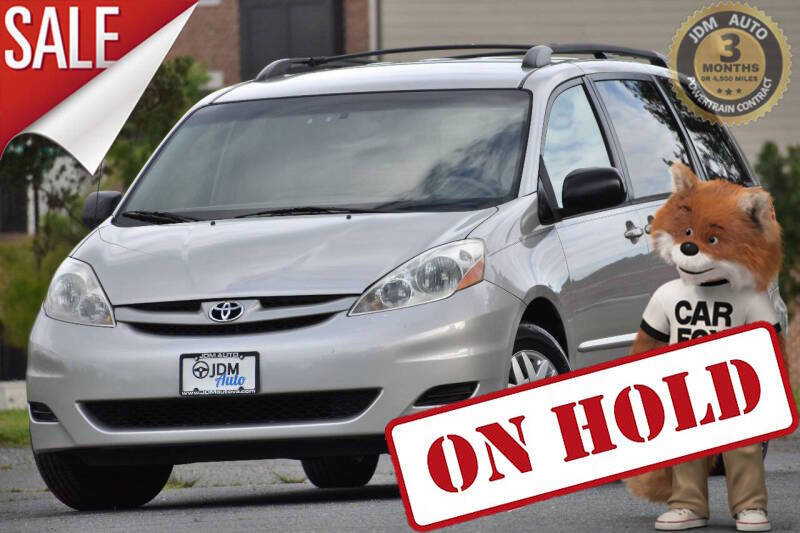 2007 Toyota Sienna LE's photo