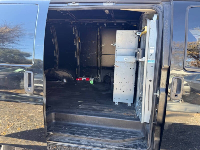 2017 Chevrolet Express 2500