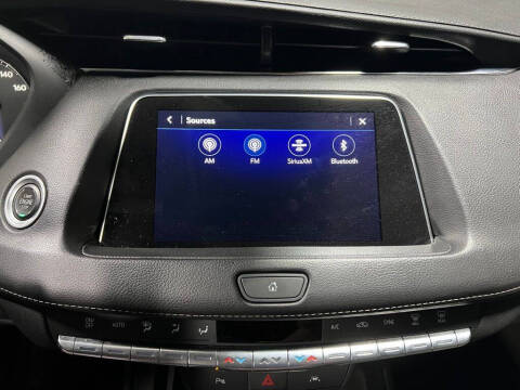 2023 Cadillac XT4 Premium Luxury