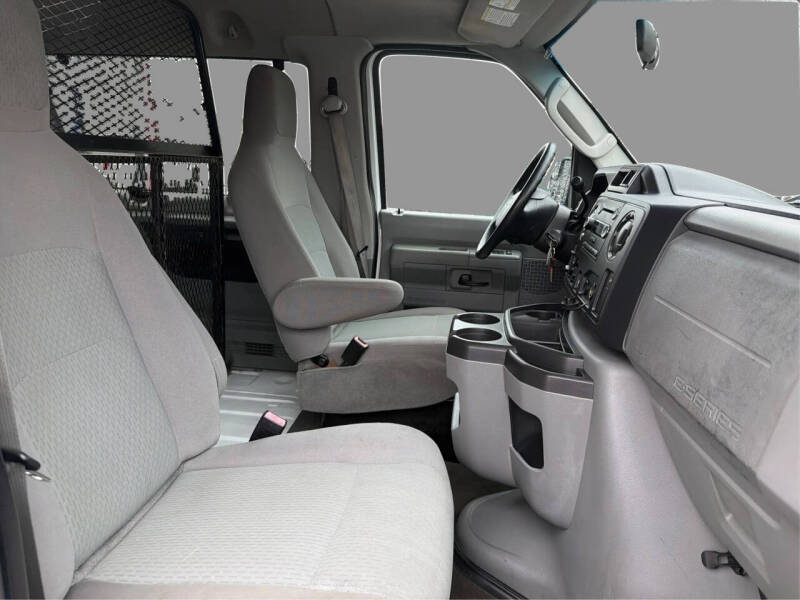 2011 Ford E-Series