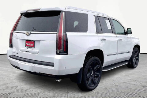 2018 Cadillac Escalade Luxury