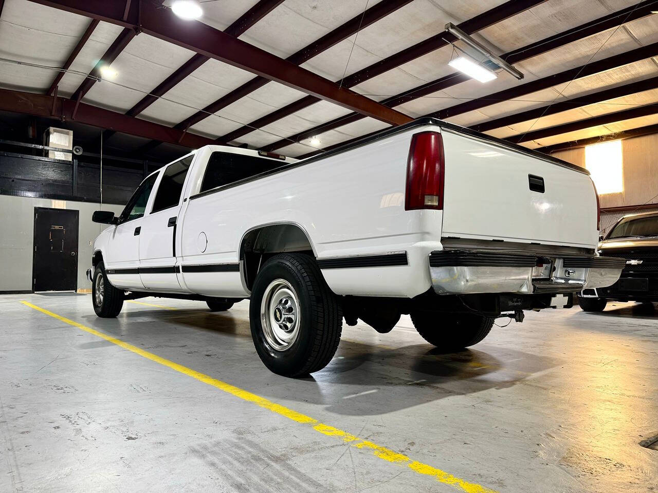 2000 Chevrolet C/K 3500 Series for sale at Carnival Car Company in Victoria, TX