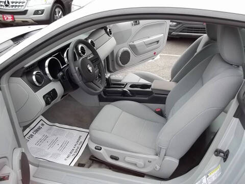 2005 Ford Mustang V6 Premium