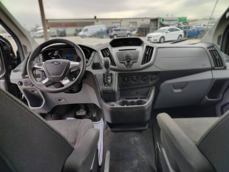 2017 Ford Transit 350 XLT