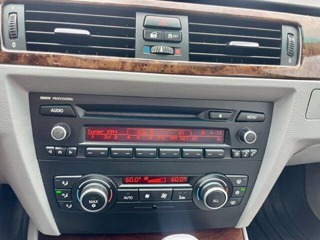 2011 BMW 3 Series 328i