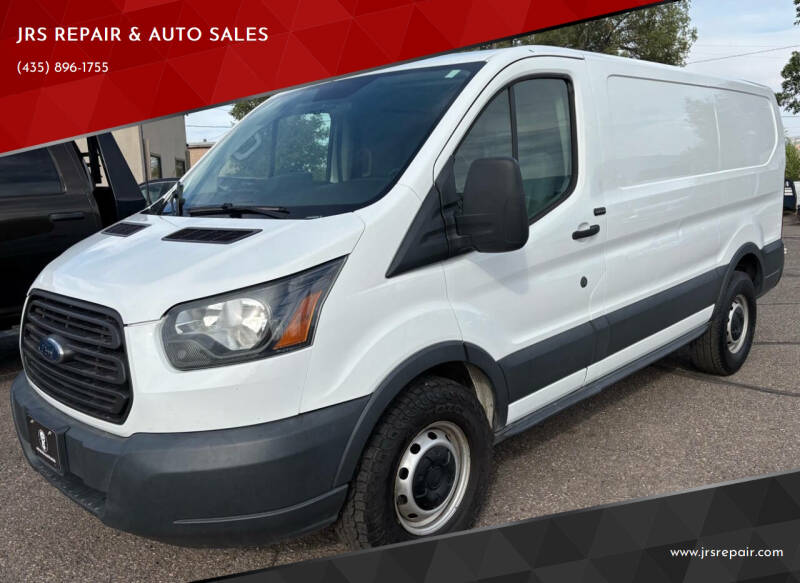2015 Ford Transit Base's photo
