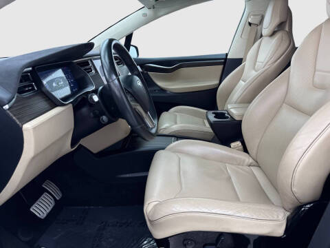 2016 Tesla Model X P90D