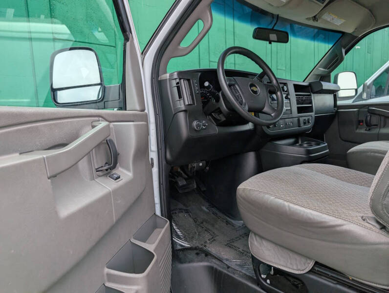 2018 Chevrolet Express LT 3500