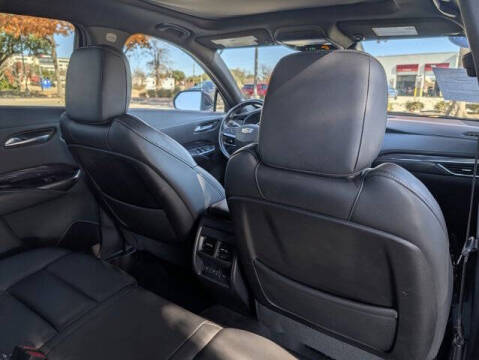 2023 Cadillac XT4 Luxury