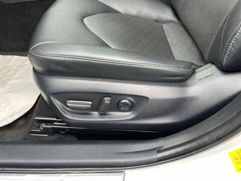 2024 Toyota Camry Hybrid XSE